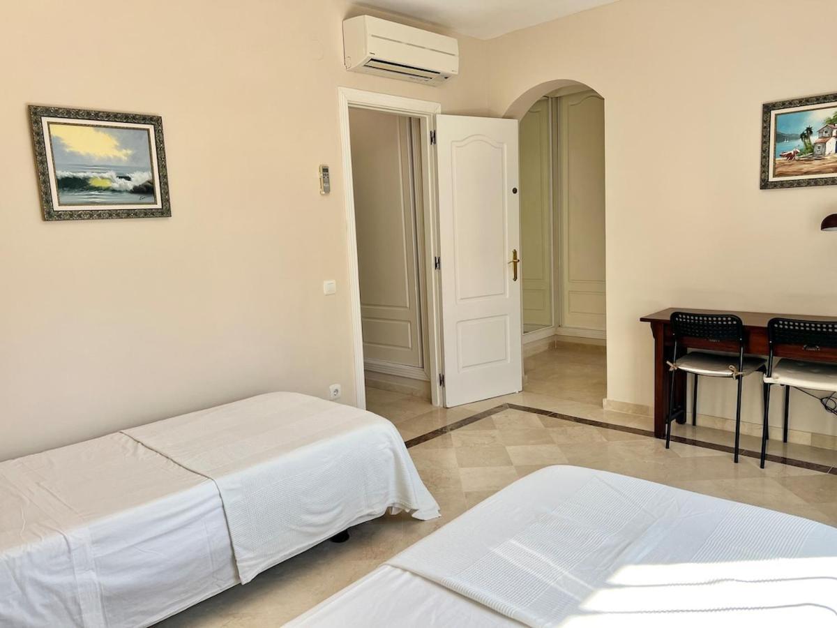 La Brisa Townhouse Golden Mile Vakantiehuis *